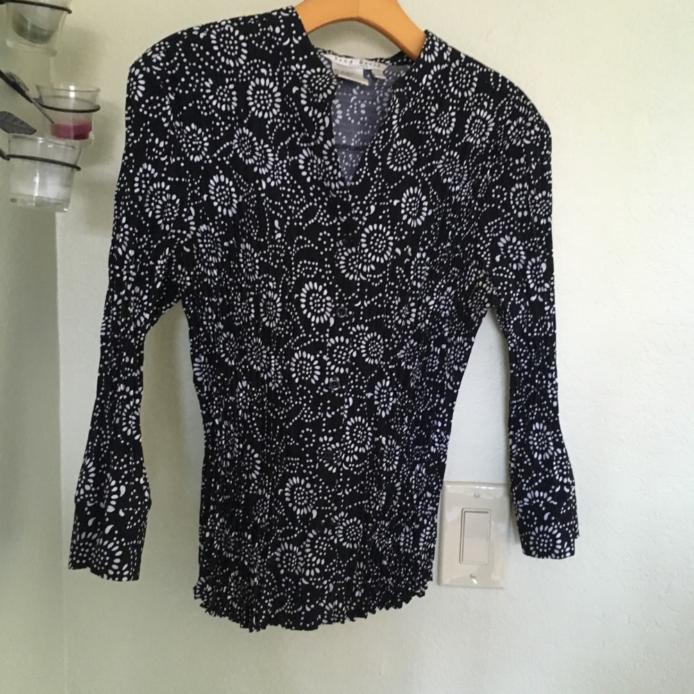 Fred David stretch button down top size L